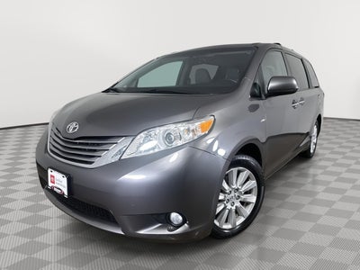 2017 Toyota Sienna XLE