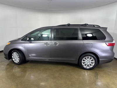 2017 Toyota Sienna XLE