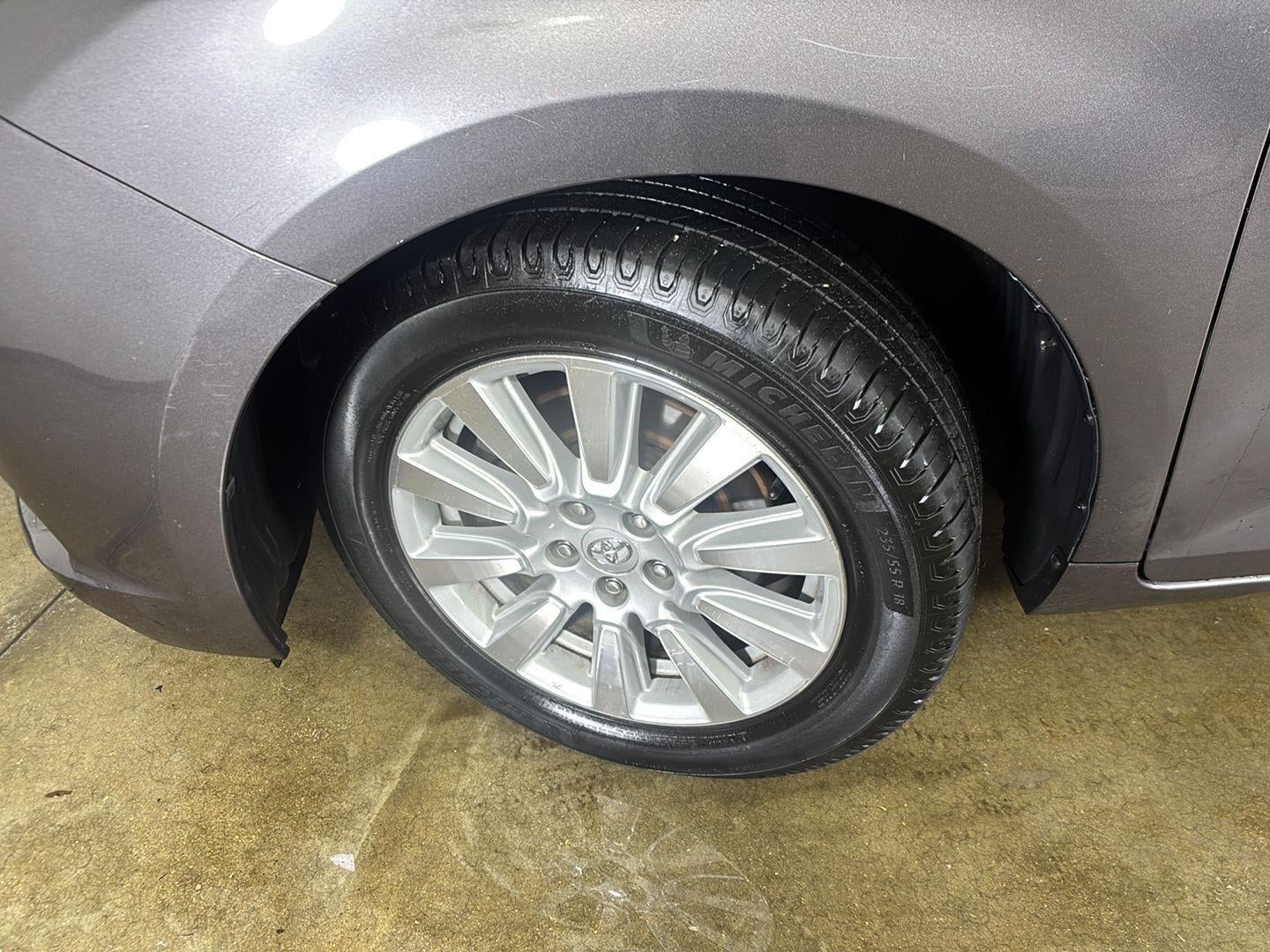2017 Toyota Sienna XLE