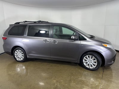 2017 Toyota Sienna XLE