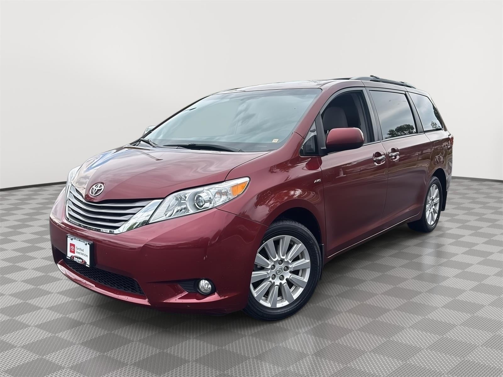 2017 Toyota Sienna XLE 7-Passenger