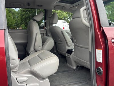2017 Toyota Sienna XLE 7-Passenger