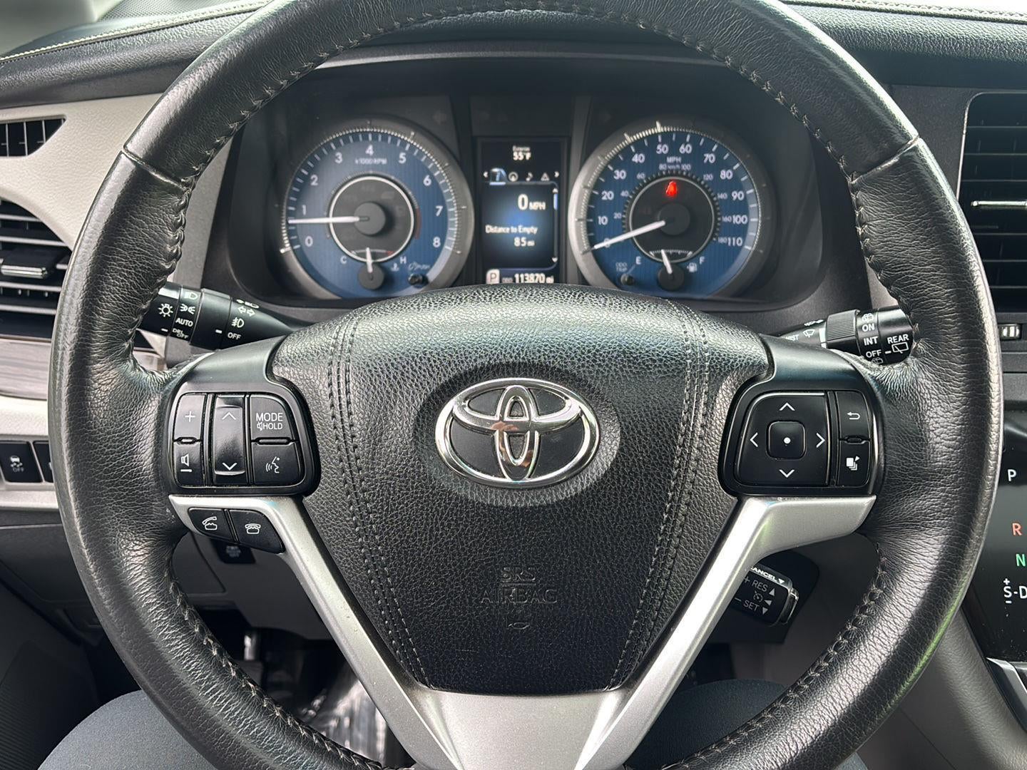 2017 Toyota Sienna XLE 7-Passenger