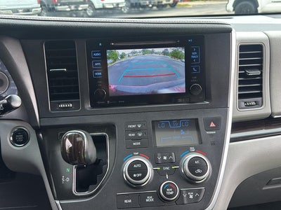 2017 Toyota Sienna XLE 7-Passenger