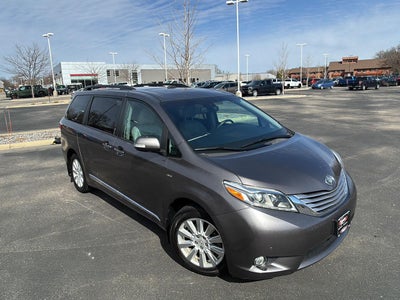 2017 Toyota Sienna Limited Premium 7-Passenger