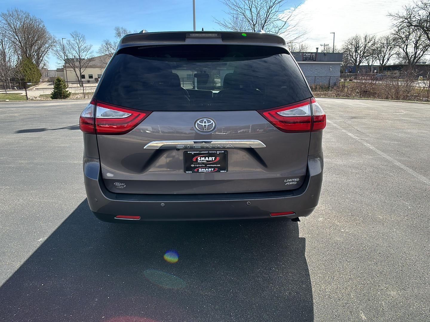 2017 Toyota Sienna Limited Premium 7-Passenger