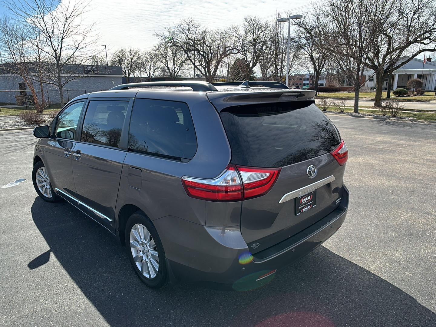 2017 Toyota Sienna Limited Premium 7-Passenger