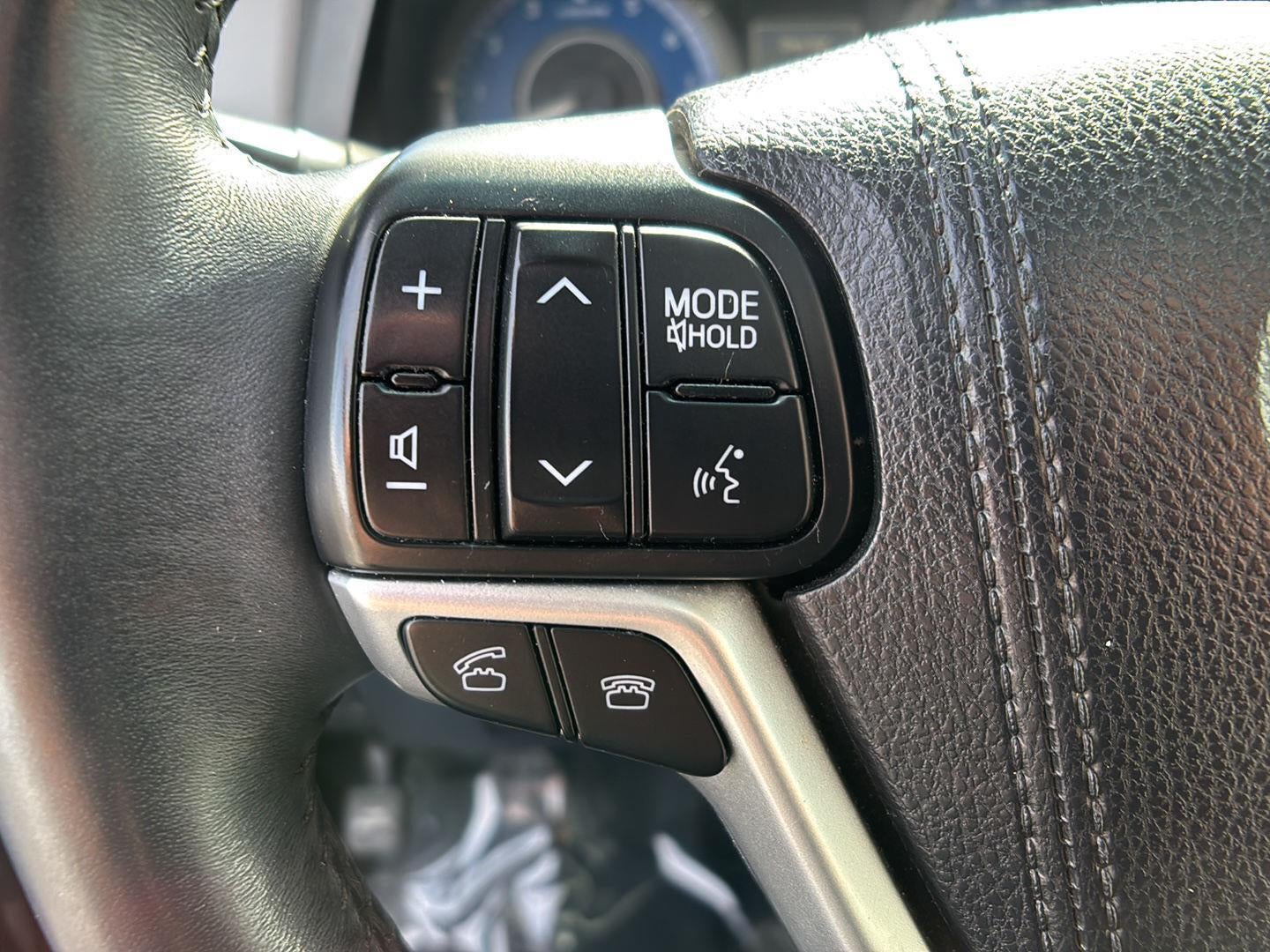 2017 Toyota Sienna Limited Premium 7-Passenger