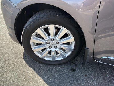 2017 Toyota Sienna Limited Premium 7-Passenger