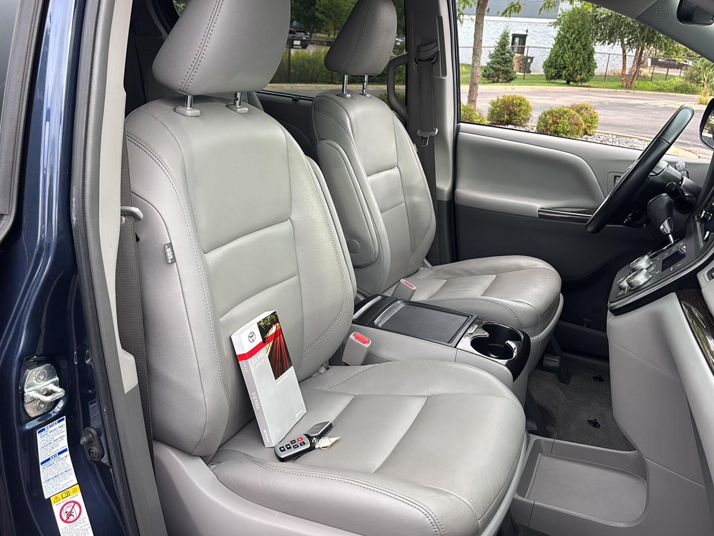 2018 Toyota Sienna XLE Premium 7-Passenger