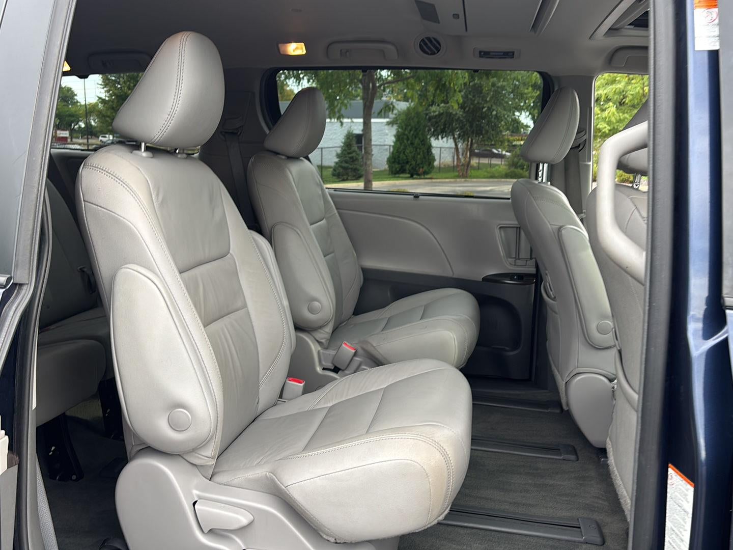 2018 Toyota Sienna XLE Premium 7-Passenger