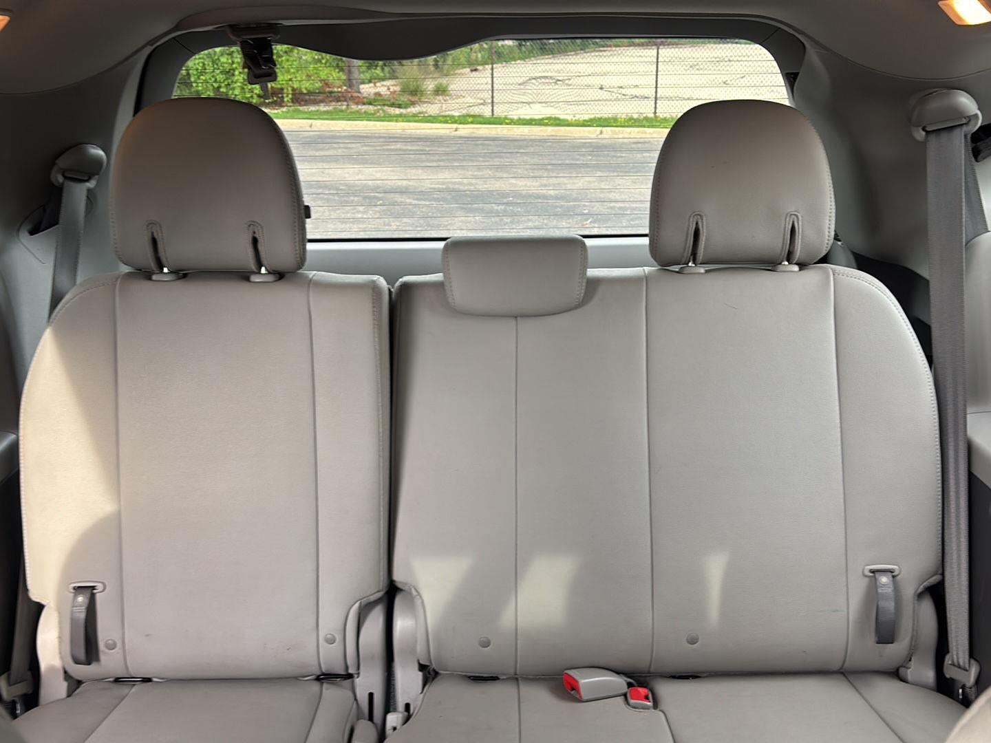 2018 Toyota Sienna XLE Premium 7-Passenger