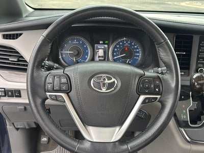 2018 Toyota Sienna XLE Premium 7-Passenger