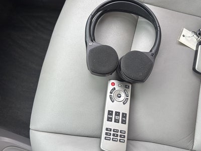 2018 Toyota Sienna XLE Premium 7-Passenger