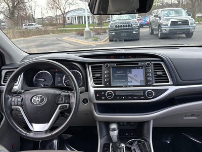 2019 Toyota Highlander Limited Platinum