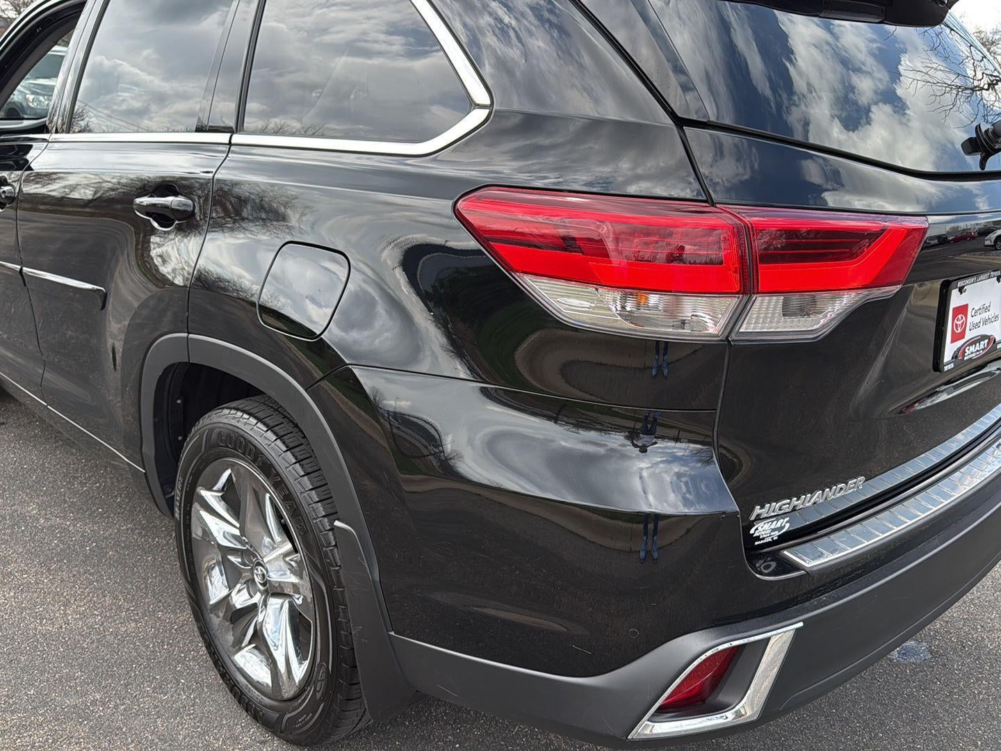 2019 Toyota Highlander Limited Platinum