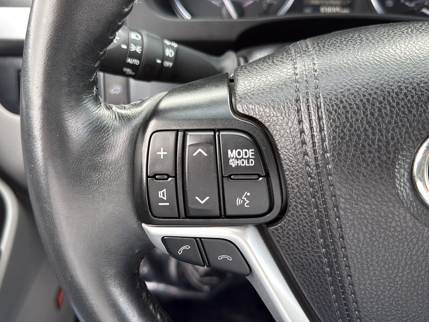 2019 Toyota Highlander Limited Platinum