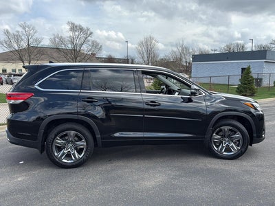2019 Toyota Highlander Limited Platinum