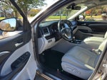 2017 Toyota Highlander Limited Platinum