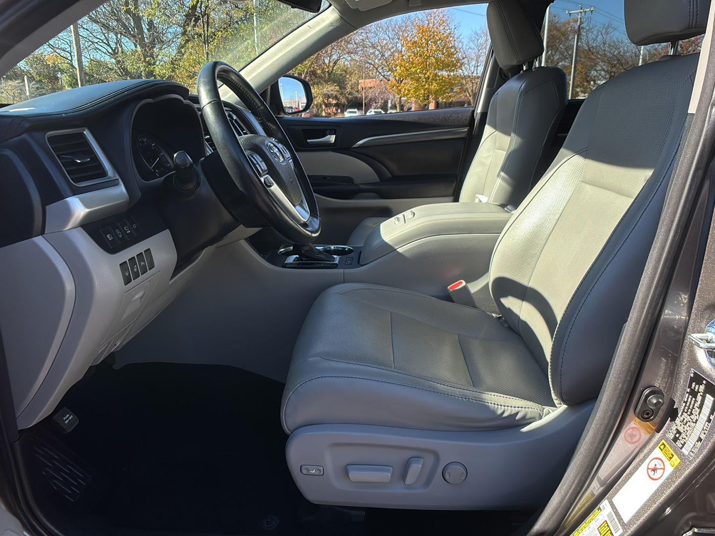 2017 Toyota Highlander Limited Platinum