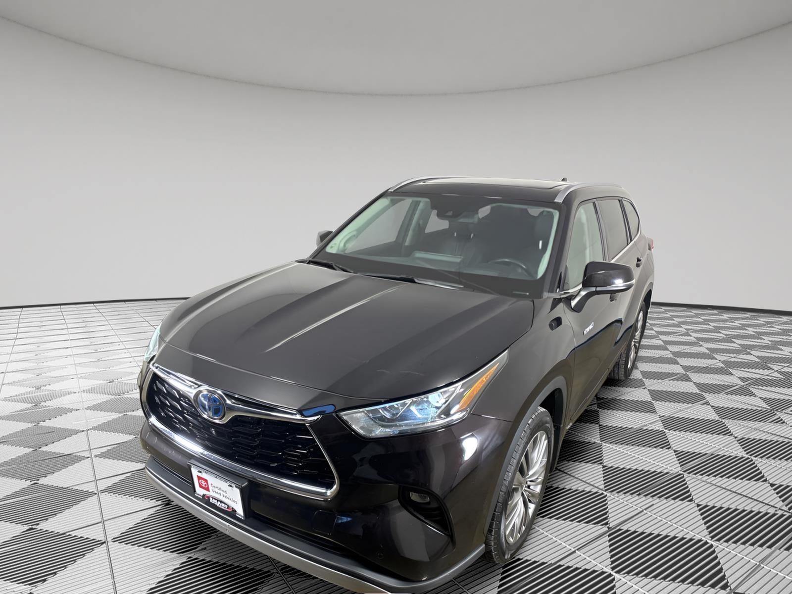 2020 Toyota Highlander Hybrid Platinum