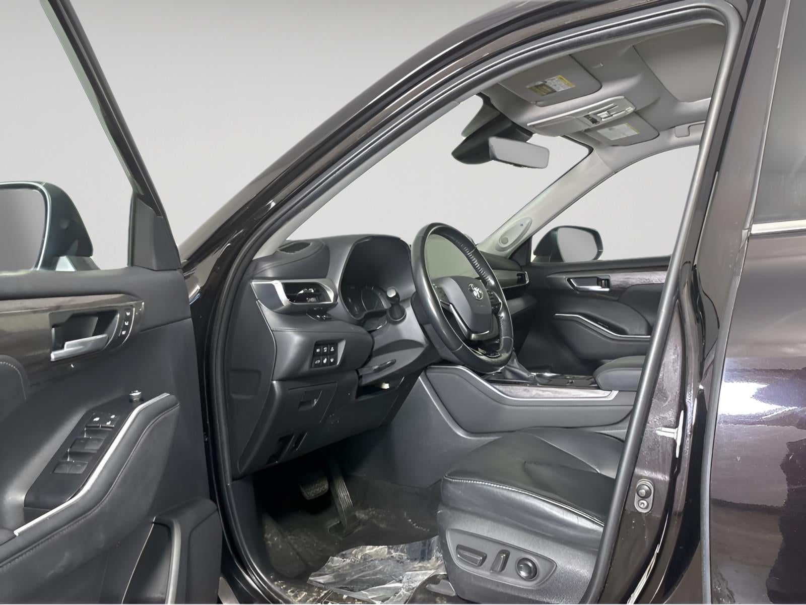 2020 Toyota Highlander Hybrid Platinum