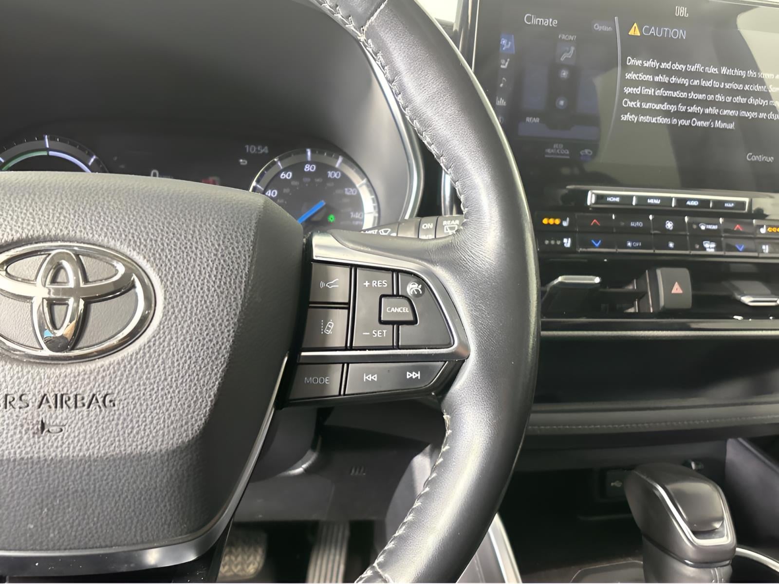 2020 Toyota Highlander Hybrid Platinum