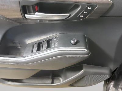 2020 Toyota Highlander Hybrid Platinum