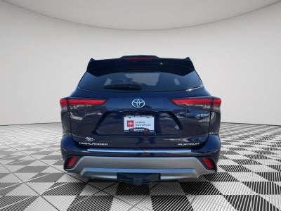 2021 Toyota Highlander Hybrid Platinum