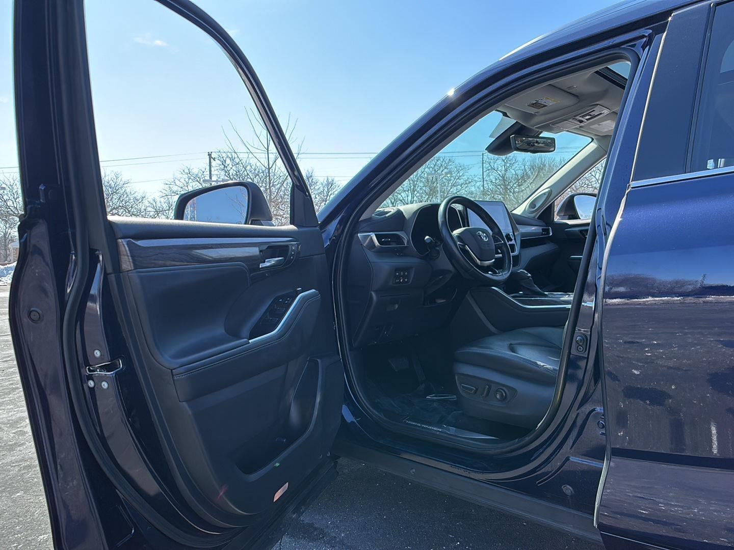 2021 Toyota Highlander Hybrid Platinum