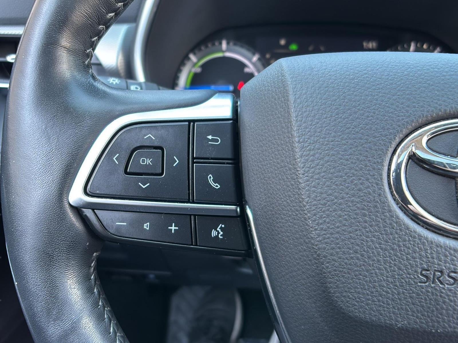 2021 Toyota Highlander Hybrid Platinum