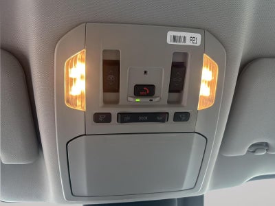 2025 Toyota Highlander Hybrid Platinum