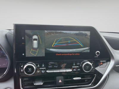 2025 Toyota Highlander Hybrid Platinum