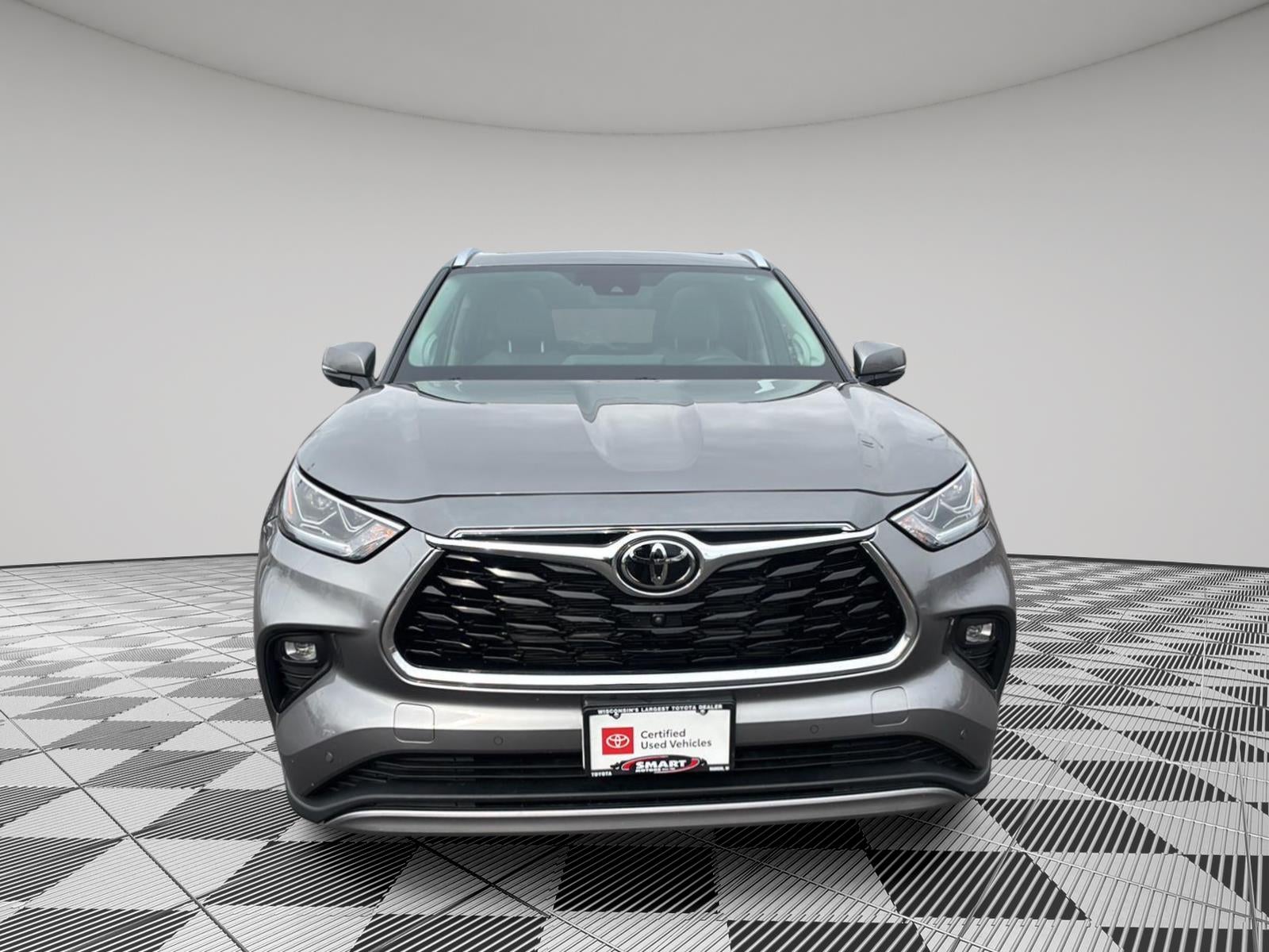 2025 Toyota Highlander Hybrid Platinum