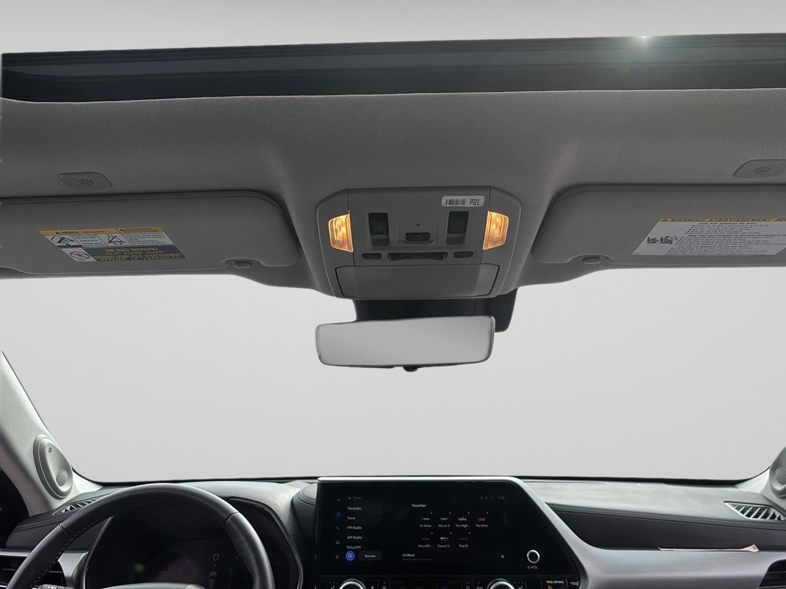 2025 Toyota Highlander Hybrid Platinum