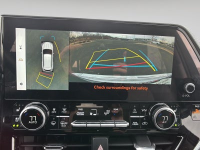 2025 Toyota Highlander Hybrid Platinum