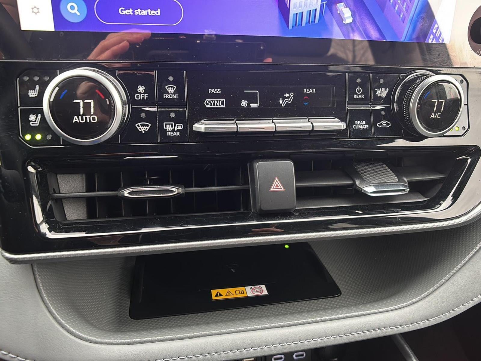 2025 Toyota Highlander Hybrid Platinum