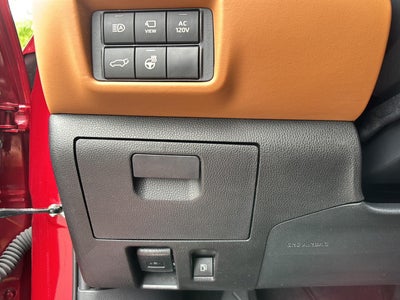 2023 Toyota Highlander Hybrid Platinum