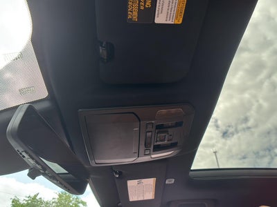 2023 Toyota Highlander Hybrid Platinum