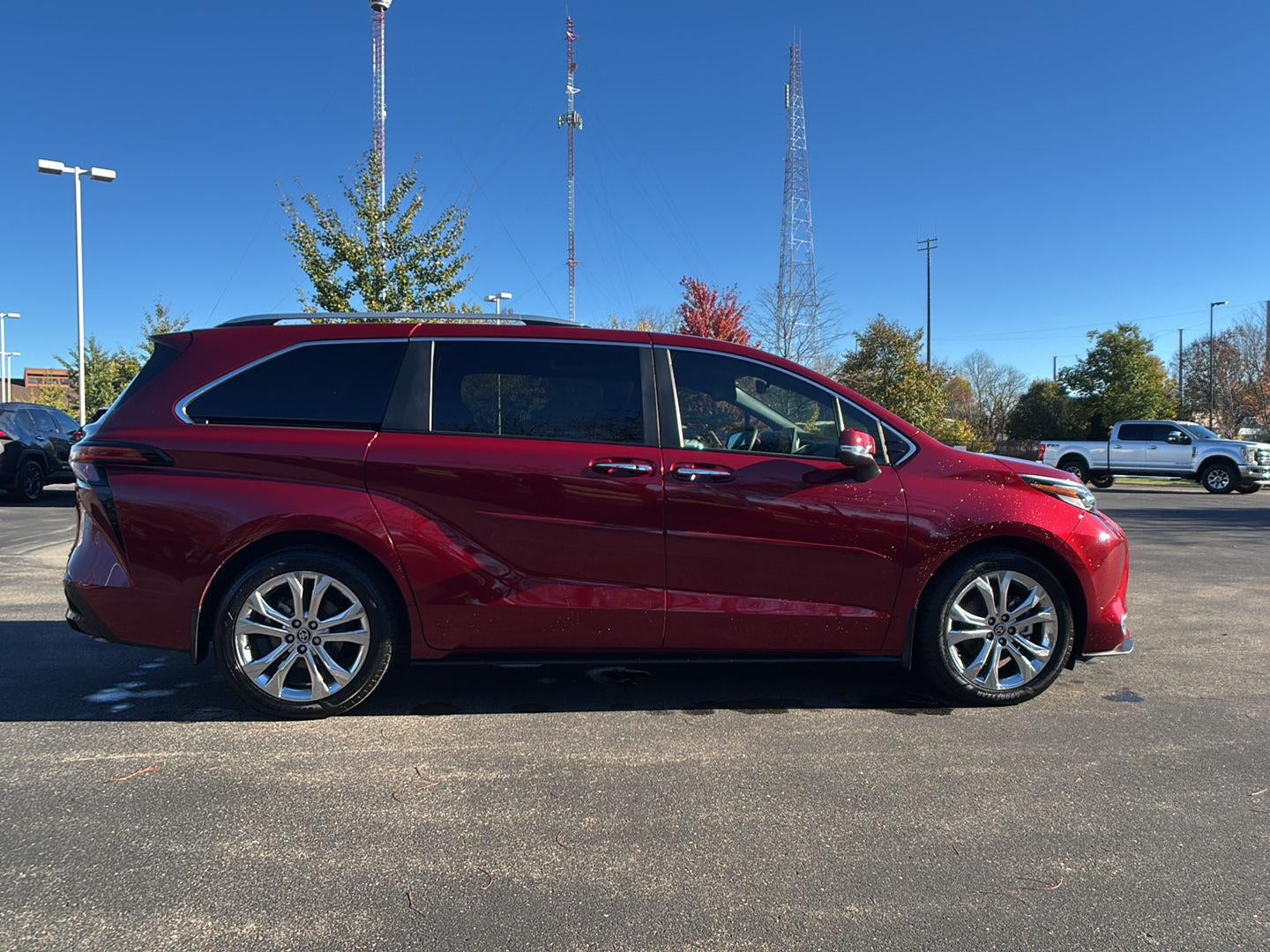 2023 Toyota Sienna Platinum 7-Passenger