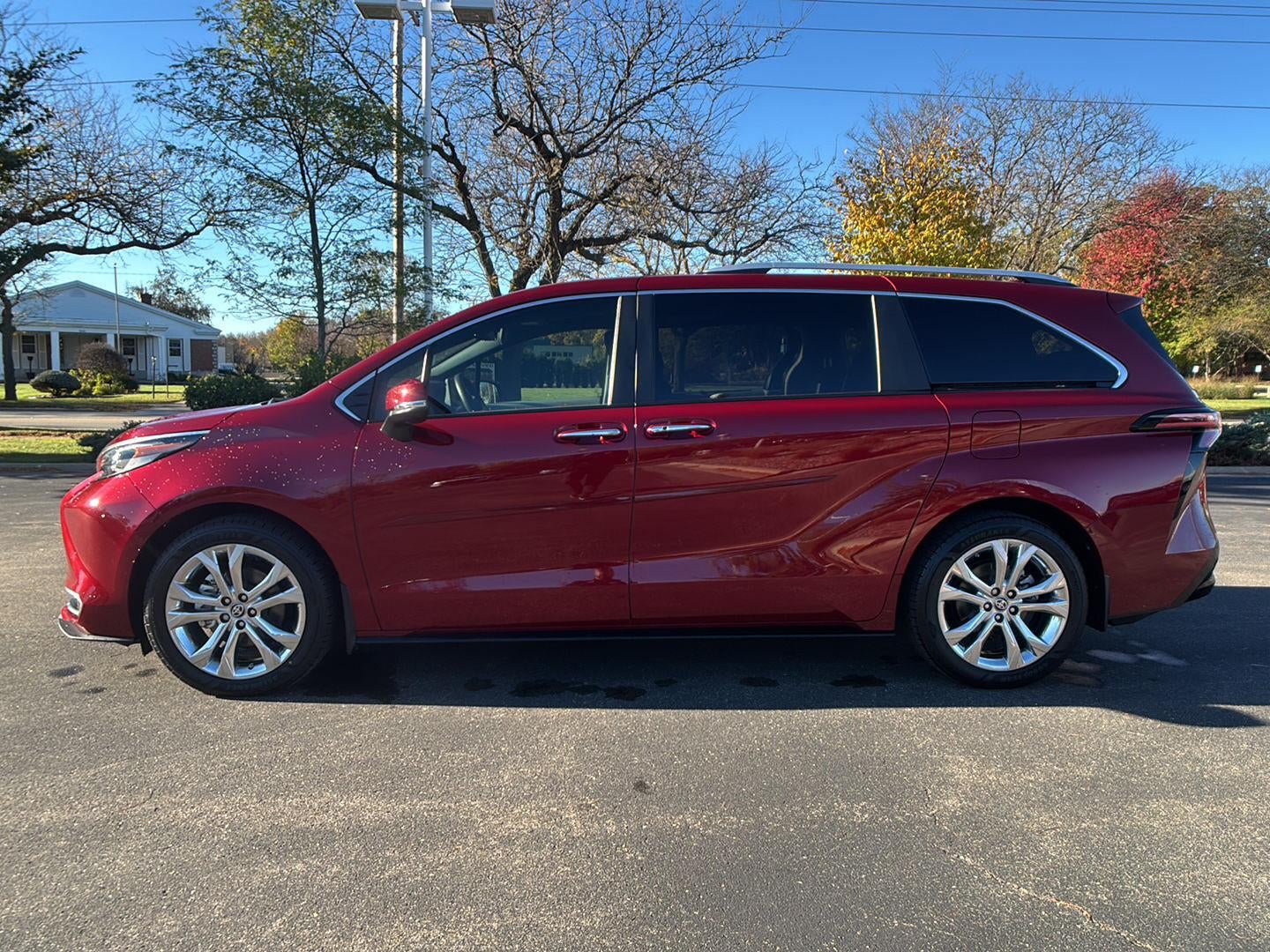 2023 Toyota Sienna Platinum 7-Passenger