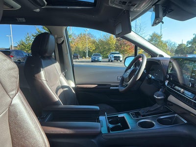 2023 Toyota Sienna Platinum 7-Passenger