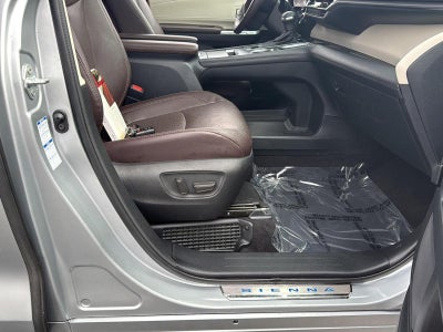 2022 Toyota Sienna Platinum 7-Passenger