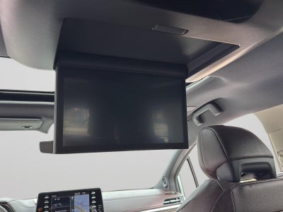 2022 Toyota Sienna Platinum 7-Passenger