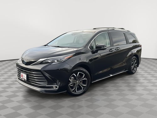2025 Toyota Sienna Platinum 7-Passenger