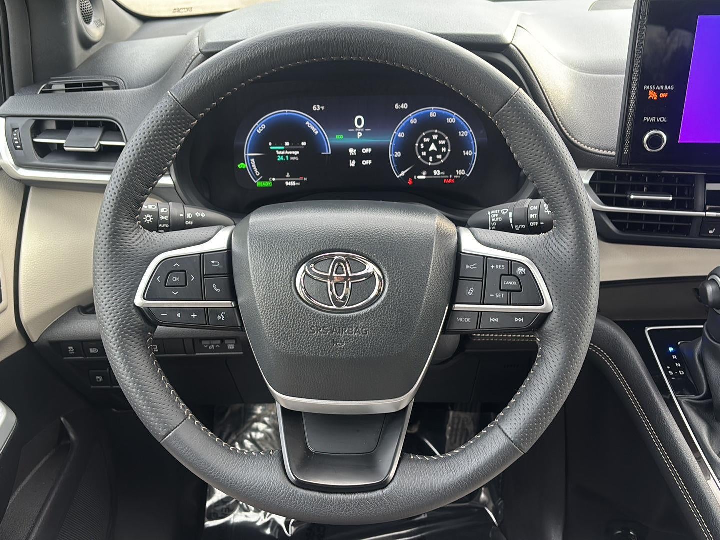 2025 Toyota Sienna Platinum 7-Passenger