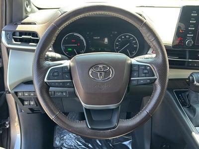 2022 Toyota Sienna Platinum 7-Passenger