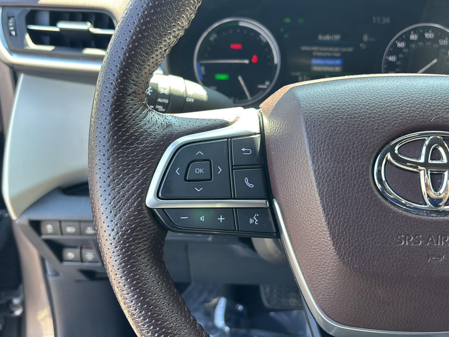 2022 Toyota Sienna Platinum 7-Passenger