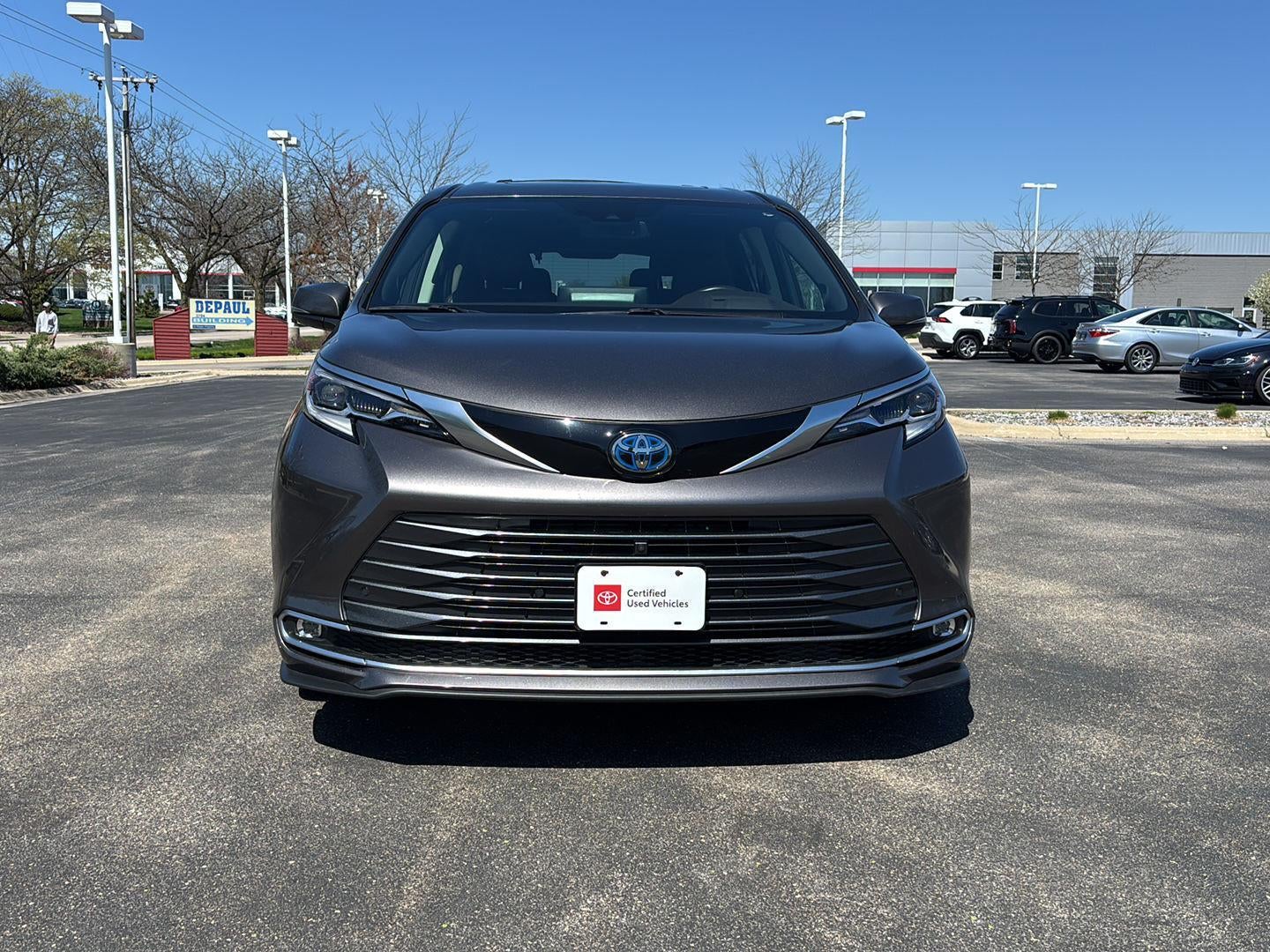 2022 Toyota Sienna Platinum 7-Passenger