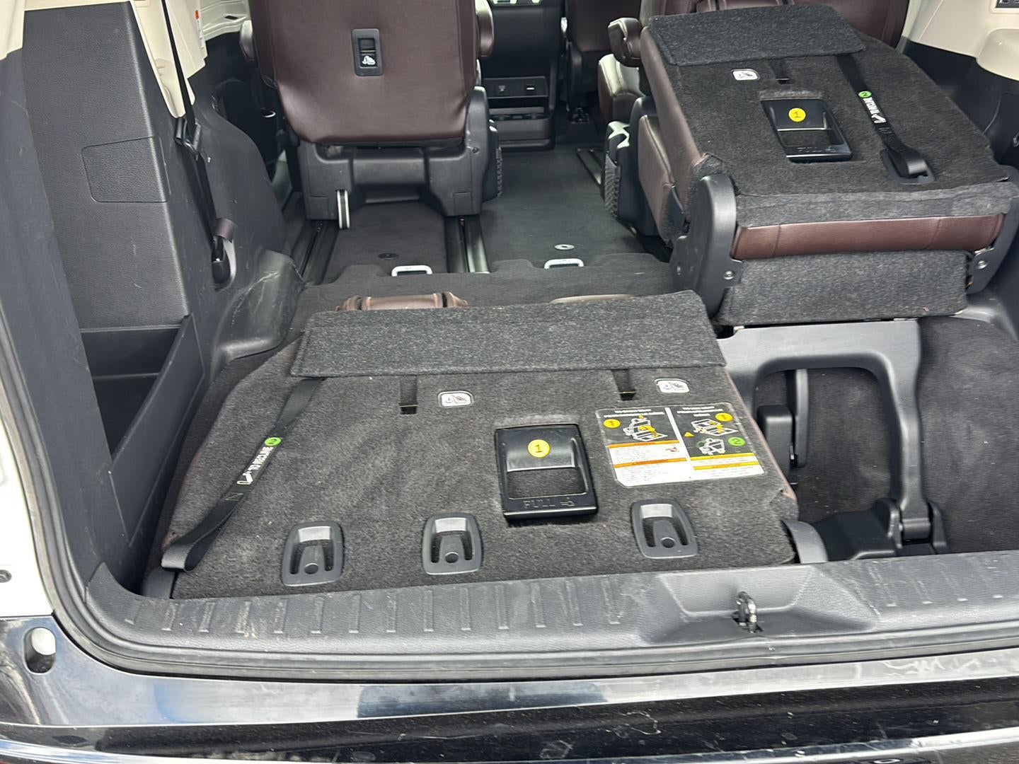 2023 Toyota Sienna Platinum 7-Passenger